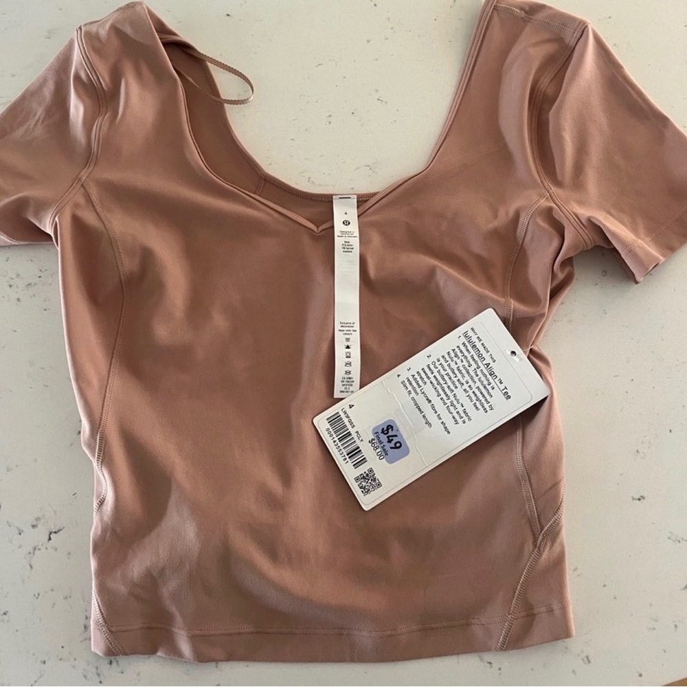 Lululemon align Tee